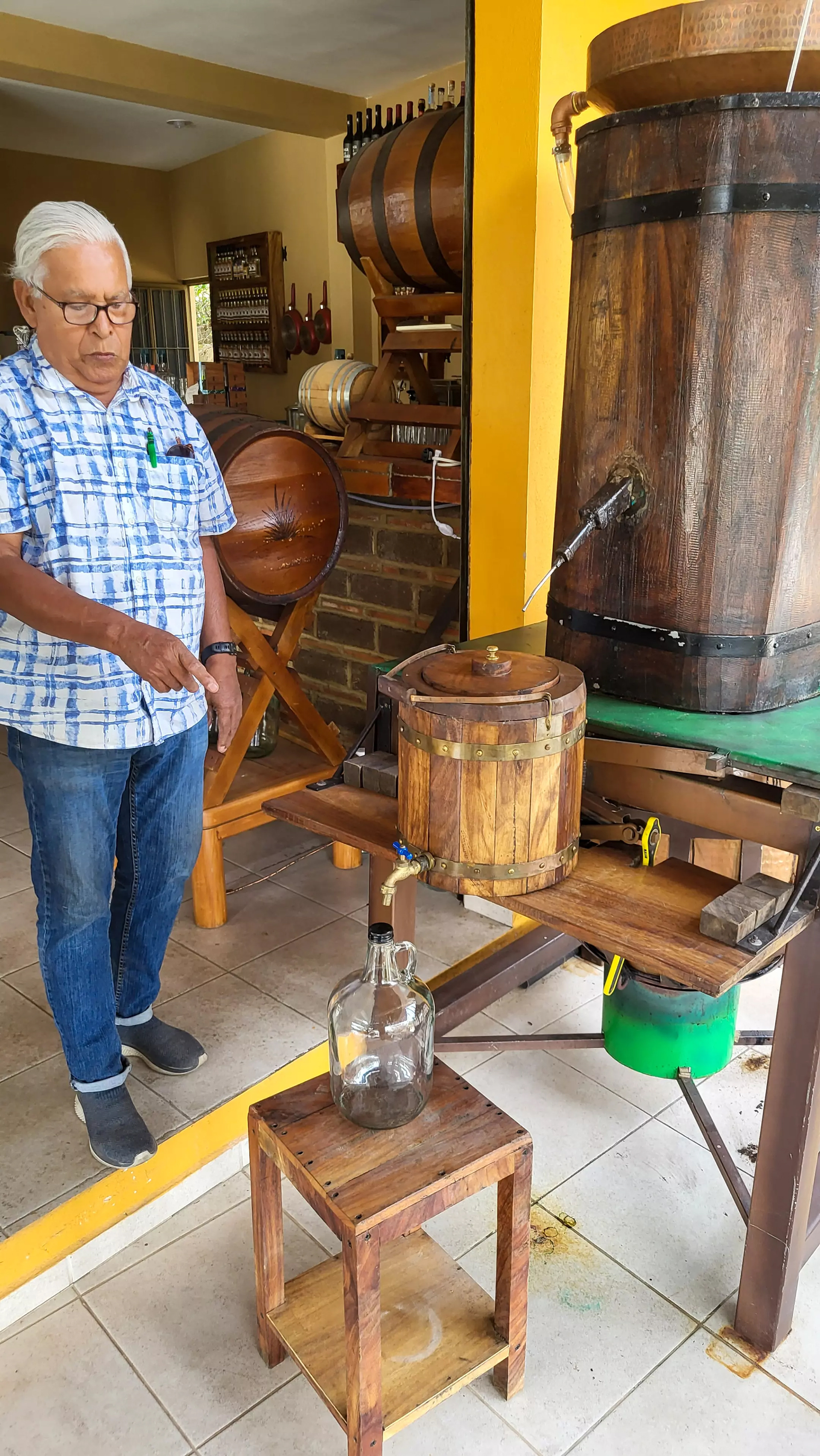 TRV-WLT-MEXICO-PALM-WINE-FILEPIC-3-LA