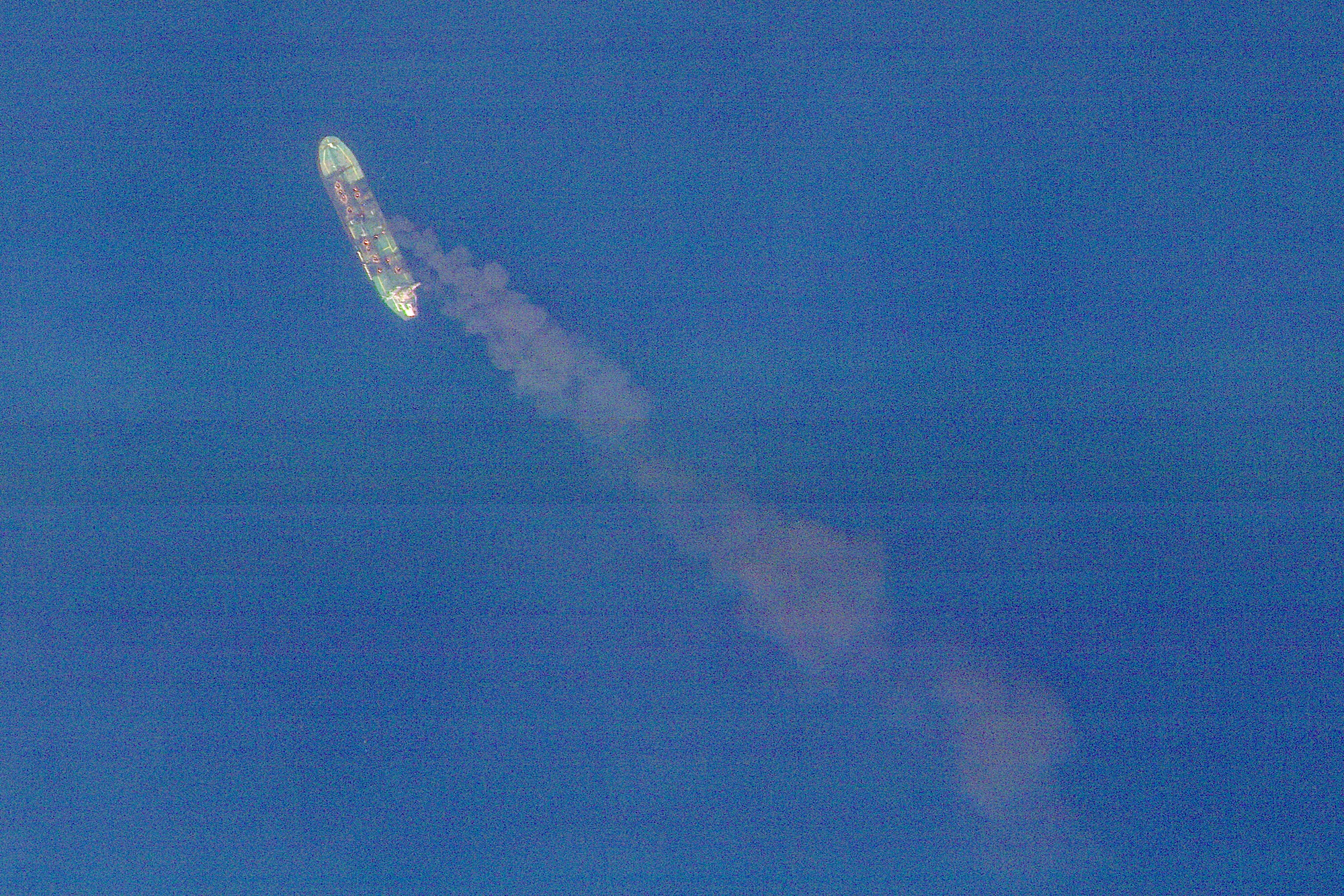 2026-07-23T004732Z_2_LYNXMPEM6M019_RTROPTP_4_IRAN-CRISIS-REDSEA-INSURANCE