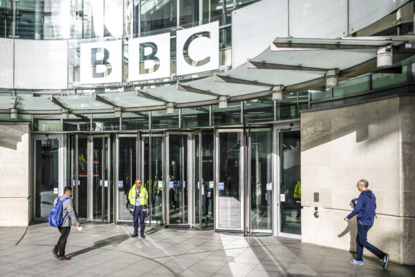 Judge Temporarily Pauses Trump Trust Financial Disclosures to BBC