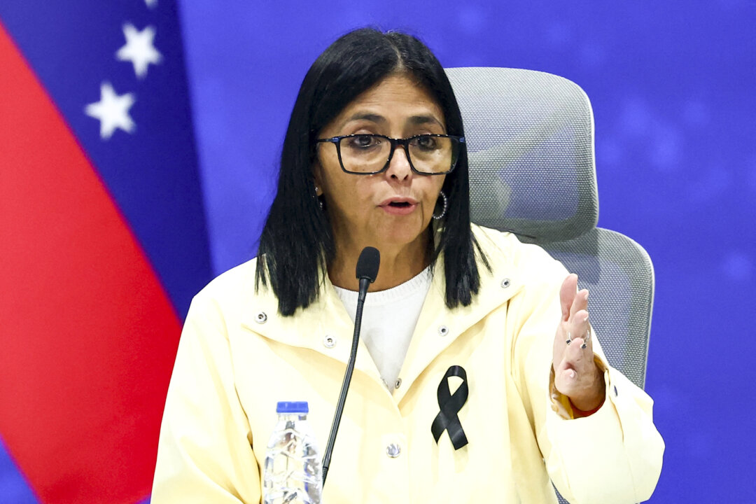 US-Backed Venezuela Talks to Begin Without Nobel Prize-Winning Opposition Leader