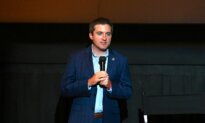 Skoufis Talks to Constituents About Car Insurance Premiums, ICE, and Bail Reform