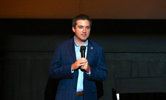 Skoufis Talks to Constituents About Car Insurance Premiums, ICE, and Bail Reform