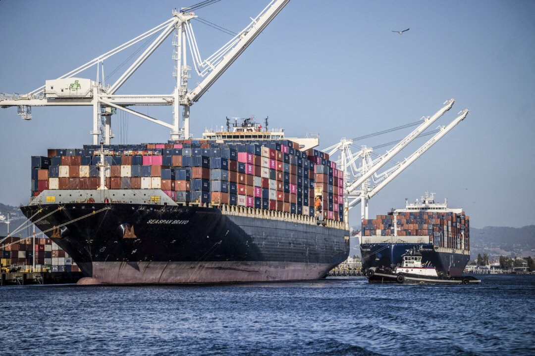 “Defiant Small Businesses Challenge Administration on New Tariffs”