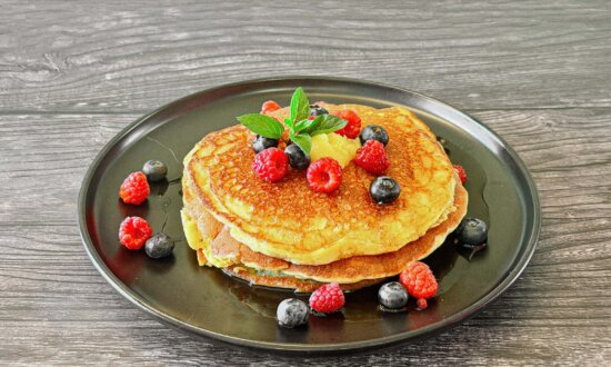 High-Protein Almond Flour Pancakes Keep You Fuller Longer