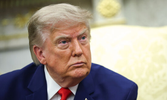 Trump Says US Holding Off Strikes so Iran Can ‘Rapidly’ Make a Deal