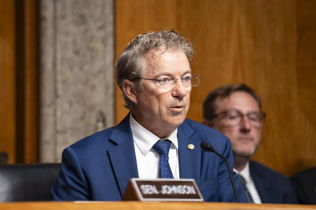 Rand Paul Releases Fauci Contempt Resolution Ahead of Senate Vote