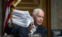 Sen. Johnson Requests Transcribed Interviews With Fauci, Former FDA Officials on COVID-19 Vaccines