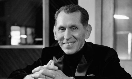 Author and Musician Tim Lovelace Shares Stories That Motivate and Inspire
