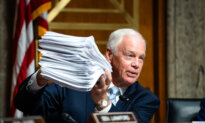 Sen. Johnson Requests Transcribed Interviews With Fauci, Former FDA Officials on COVID-19 Vaccines