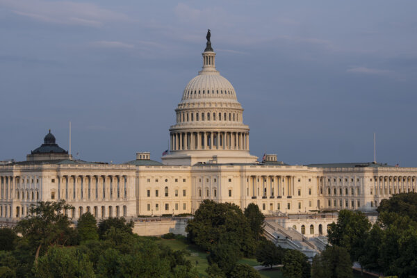 Senate Moves Major Crypto Regulation Bill Toward Vote
