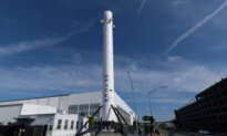 SpaceX Carries Spy Satellite into Orbit