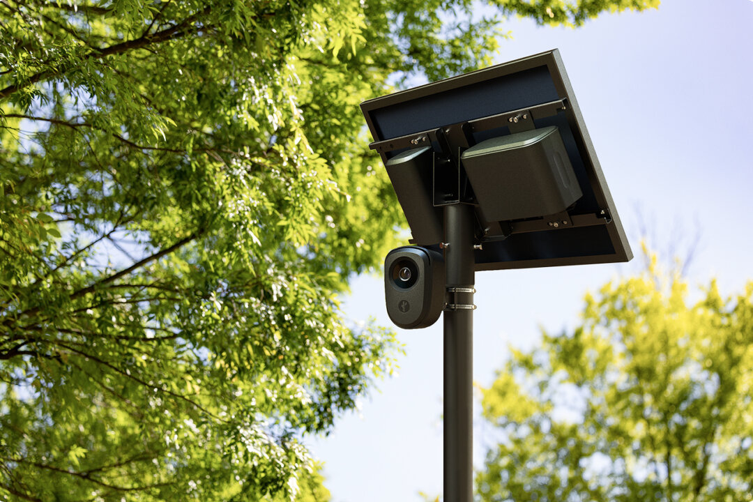 North Carolina Police Officer Arrested for Alleged Illegal Use of Flock Cameras