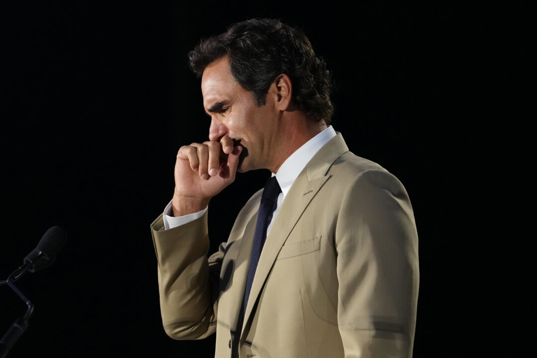 In Hall of Fame Induction Speech, Roger Federer Reflects: ‘I Had a Lot of Incredible Role Models’