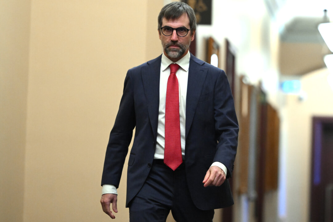 Steven Guilbeault Formally Resigns His Seat in Laurier-Sainte-Marie