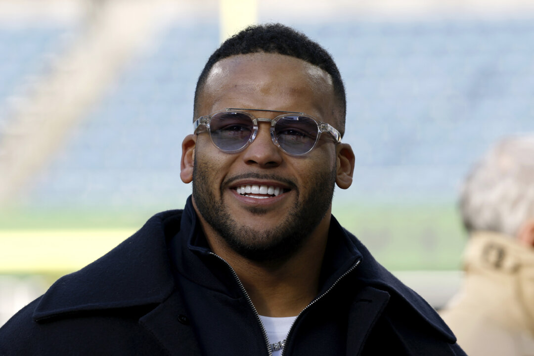 After 2 Years of Retirement, Aaron Donald Gets Up to Speed With the Rams’ ‘Stacked D Line’