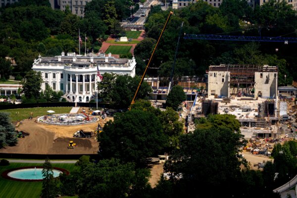 Supreme Court Rules 5–4 White House Ballroom Construction May Go Ahead