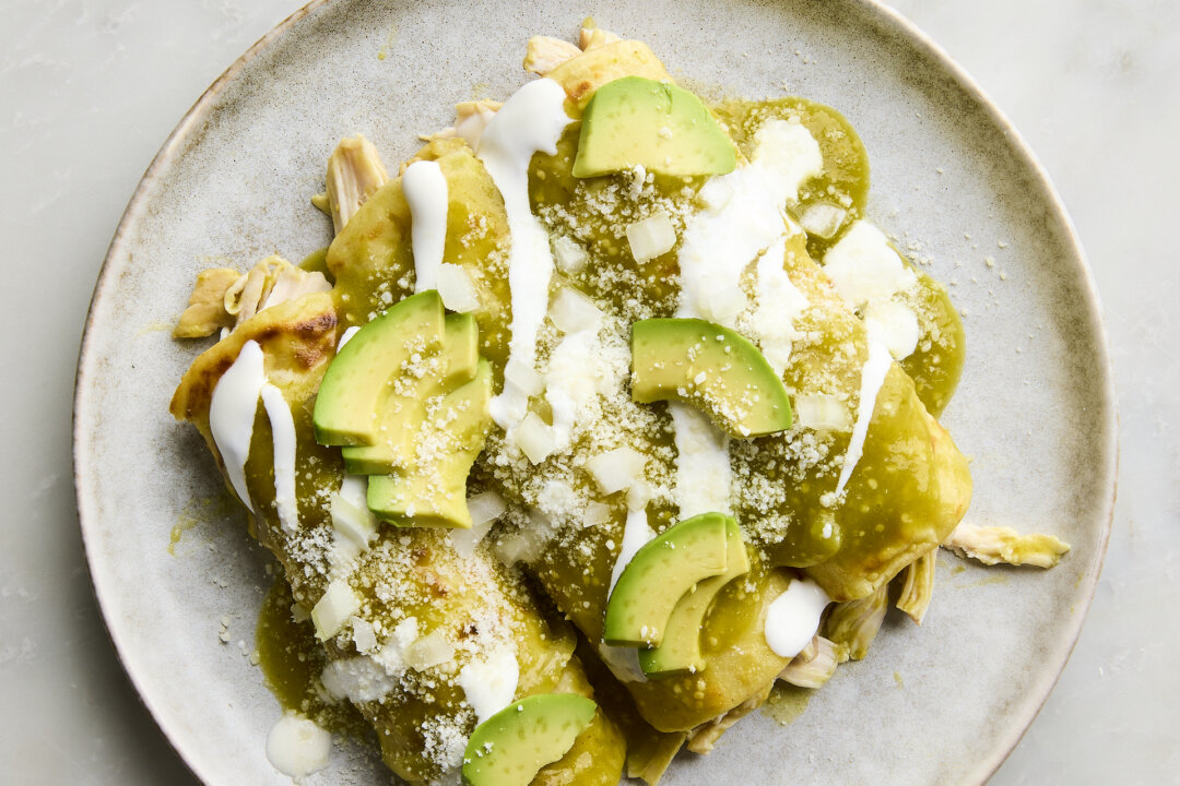 Cozy Chicken Enchiladas Wrapped in Flavor