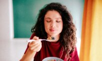 Researchers Followed 47 Women and Found That Meal Timing Affected Cognition