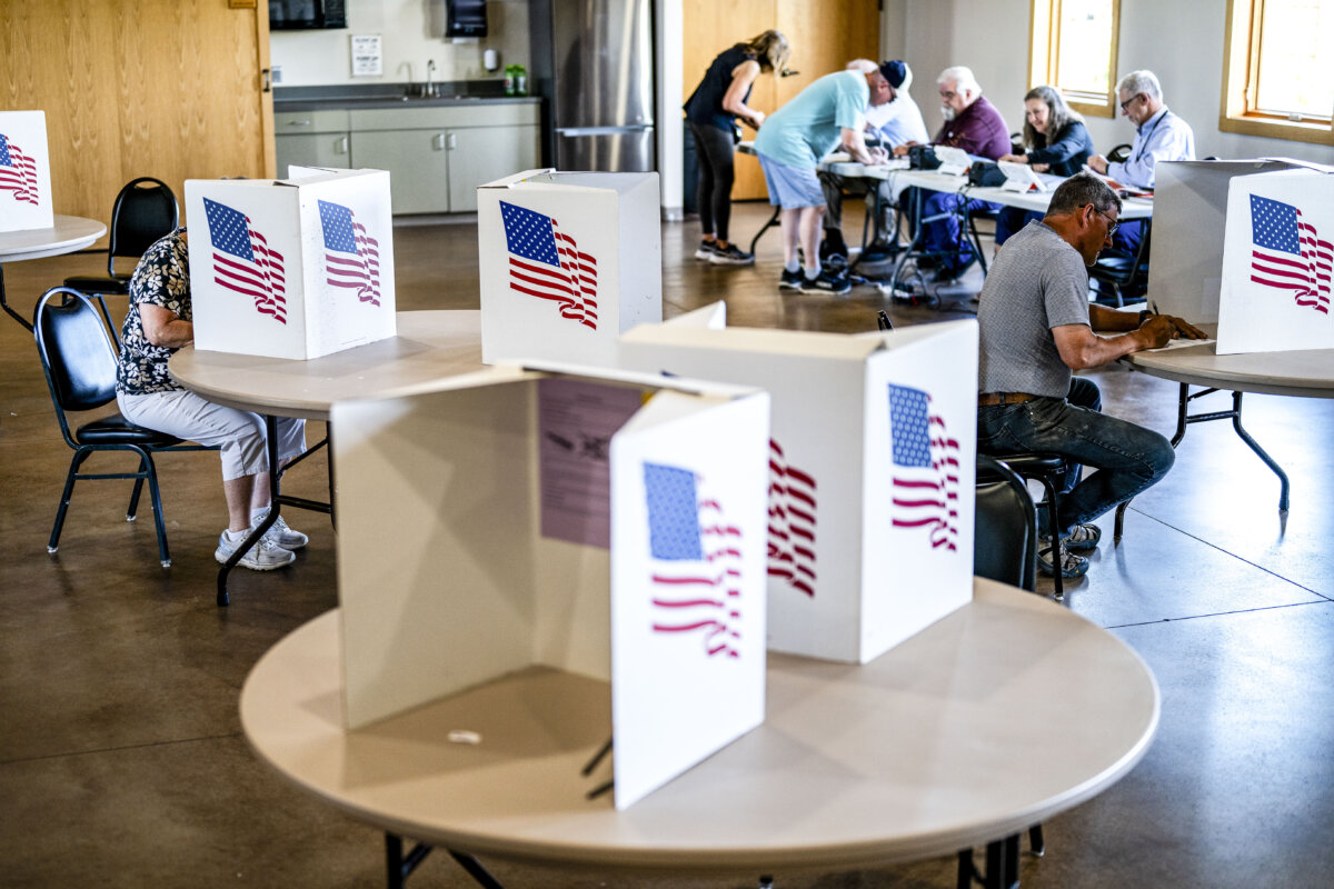 MARION, IOWA - JUNE 2: Voters fill out ballots at Lowe Park Arts and Environment Center on June 2, 2026 in Marion, Iowa. Iowans voting in today's primary election will nominate candidates for governor, U.S. Senate, and U.S. House in advance of this fall's midterm elections. (Photo by Stephen Maturen/Getty Images)