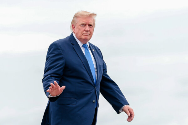 Trump Says Iran Talks to Begin Today; Michigan Primary Tomorrow: Progressive vs. Moderate