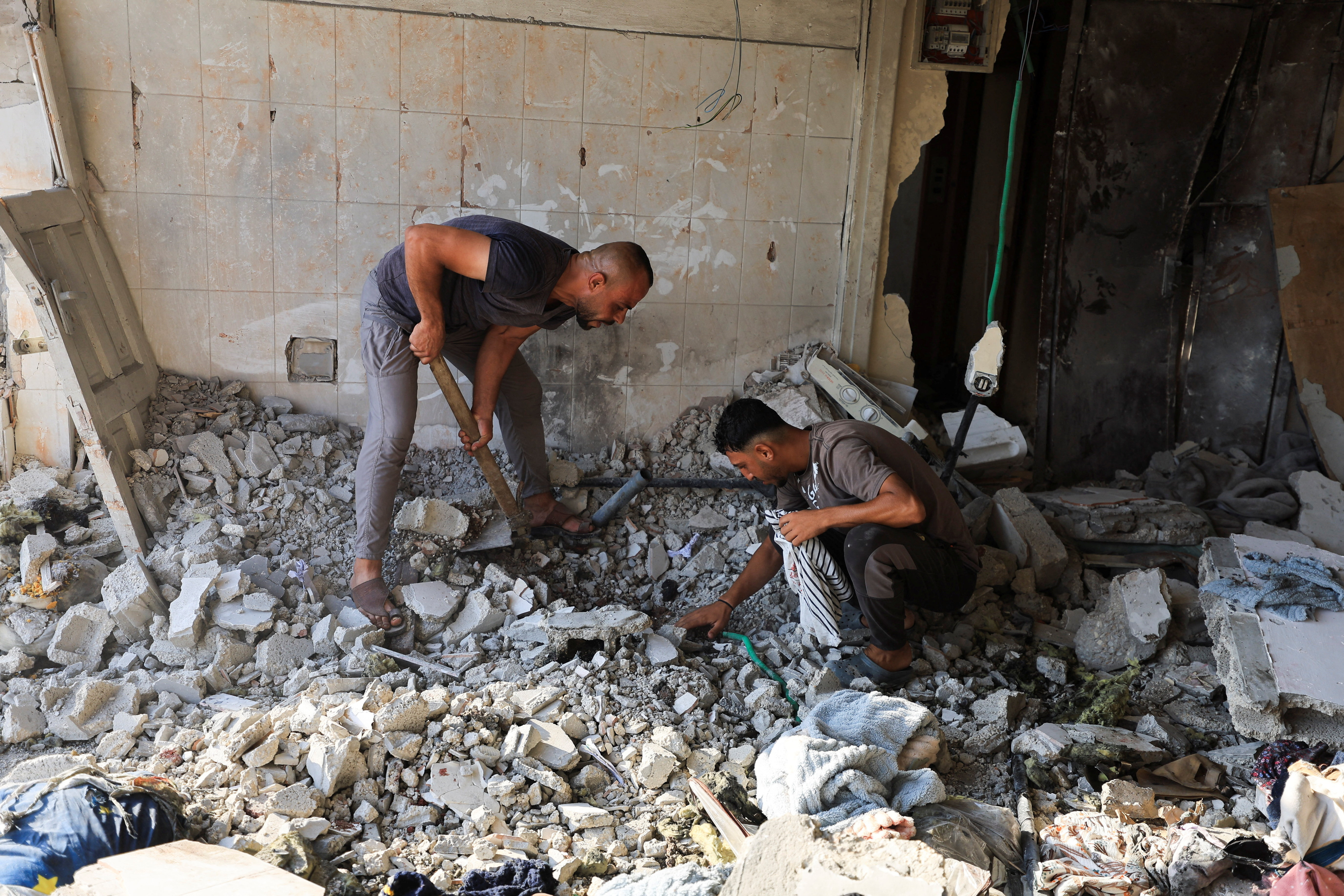 Aftermath of Israeli strikes, in Gaza City