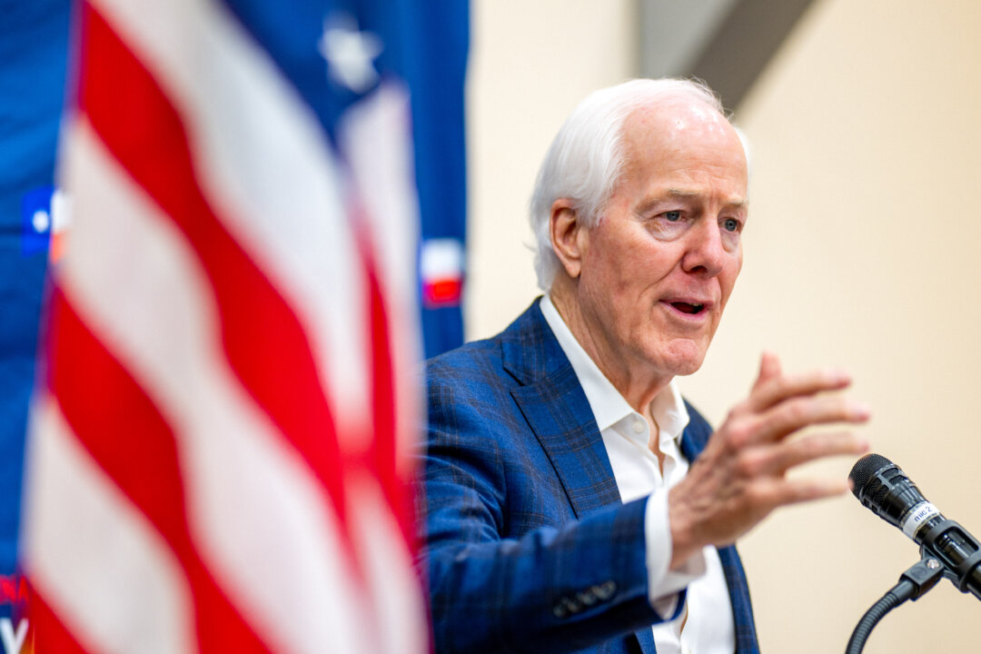 Conservative Senators Back Blanche for Attorney General