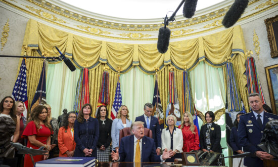 President’s Military Spouse Commission Meets at White House