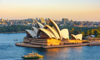 Exploring Sydney’s Beaches, Neighborhoods, and Hidden Coves