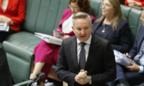 Labor to Push Ahead with Data Centre Rules Despite State Opposition