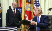 Trump Signs Order Imposing Price Floor, Tariffs on Polysilicon to Counter China