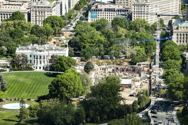 Court Rules 2–1 Against Trump WH Ballroom Construction