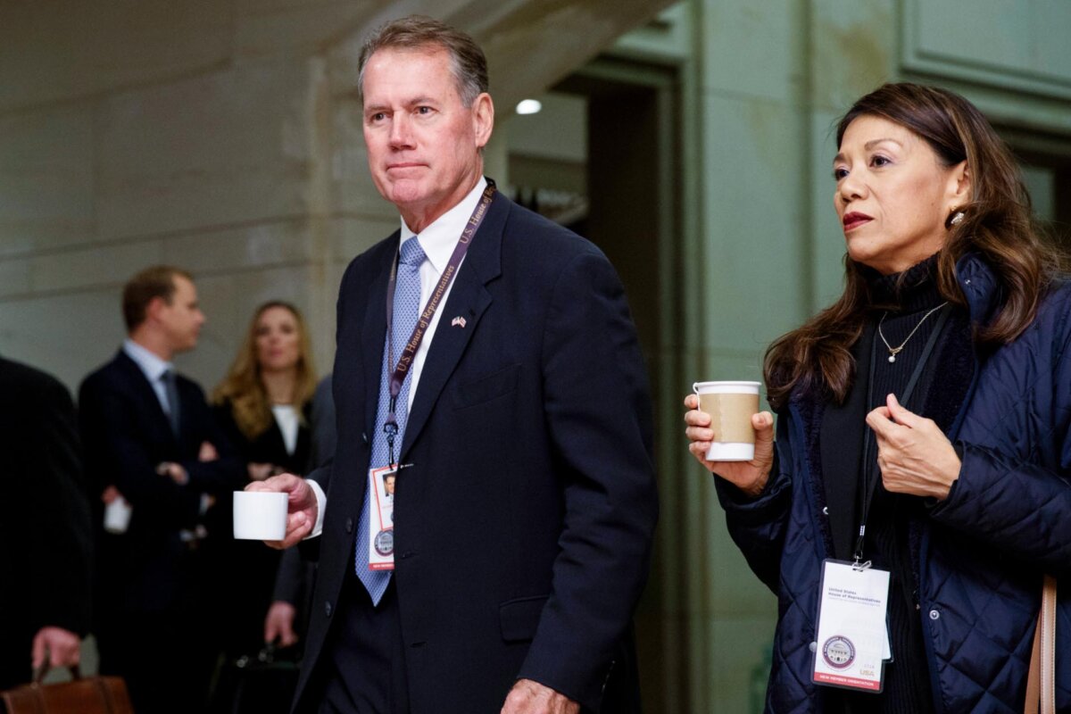 Rep.-elect Ed Case (D-Hawaii) walks to member-elect briefings on Capitol Hill in Washington, in this Nov. 15, 2018, file photo. (AP Photo/Carolyn Kaster)