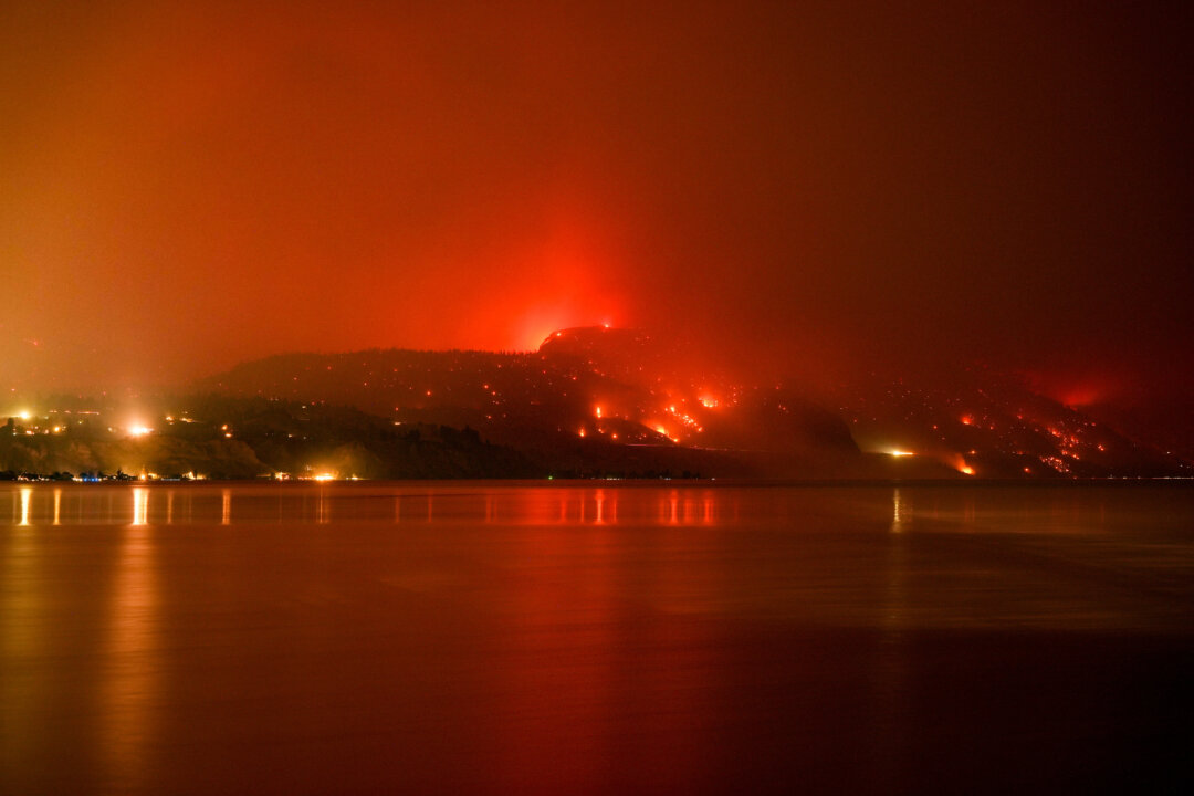 Wildfires Burn Across Western US and Canada as Residents Are Evacuated