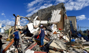 LIVE NOW: Rescuers Search for Survivors After Colombia Quake