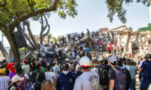 Rescuers Continue Search at Collapsed Hotel After Colombia Earthquake