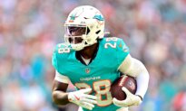 Dolphins Coach Jeff Hafley Has Warning for RB De’Von Achane