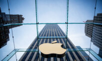 Supreme Court Freezes Lower Court Action in App Store Lawsuit