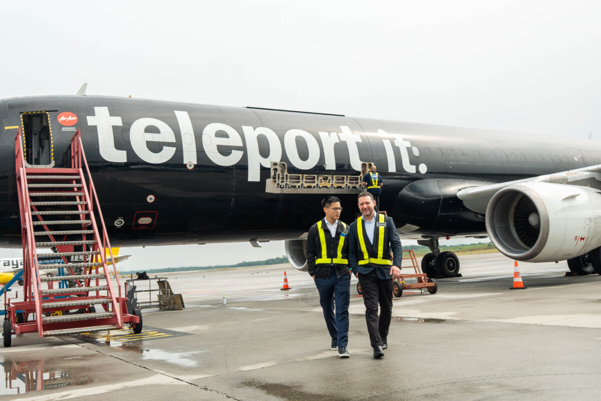 Ari Suss, Chief Executive Officer of Avalon Airport Melbourne, and Pete Chareonwongsak, Chief Executive Officer of Teleport, in front of one of the dedicated airplanes which will be used to move freight in and out of the airport's new freight hub. (Courtesy of Avalon Airport).