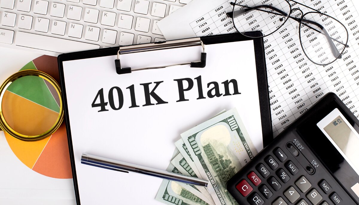 Turning 60 could unlock a much larger 401(k) catch-up contribution. (Drozd Irina/shutterstock)
