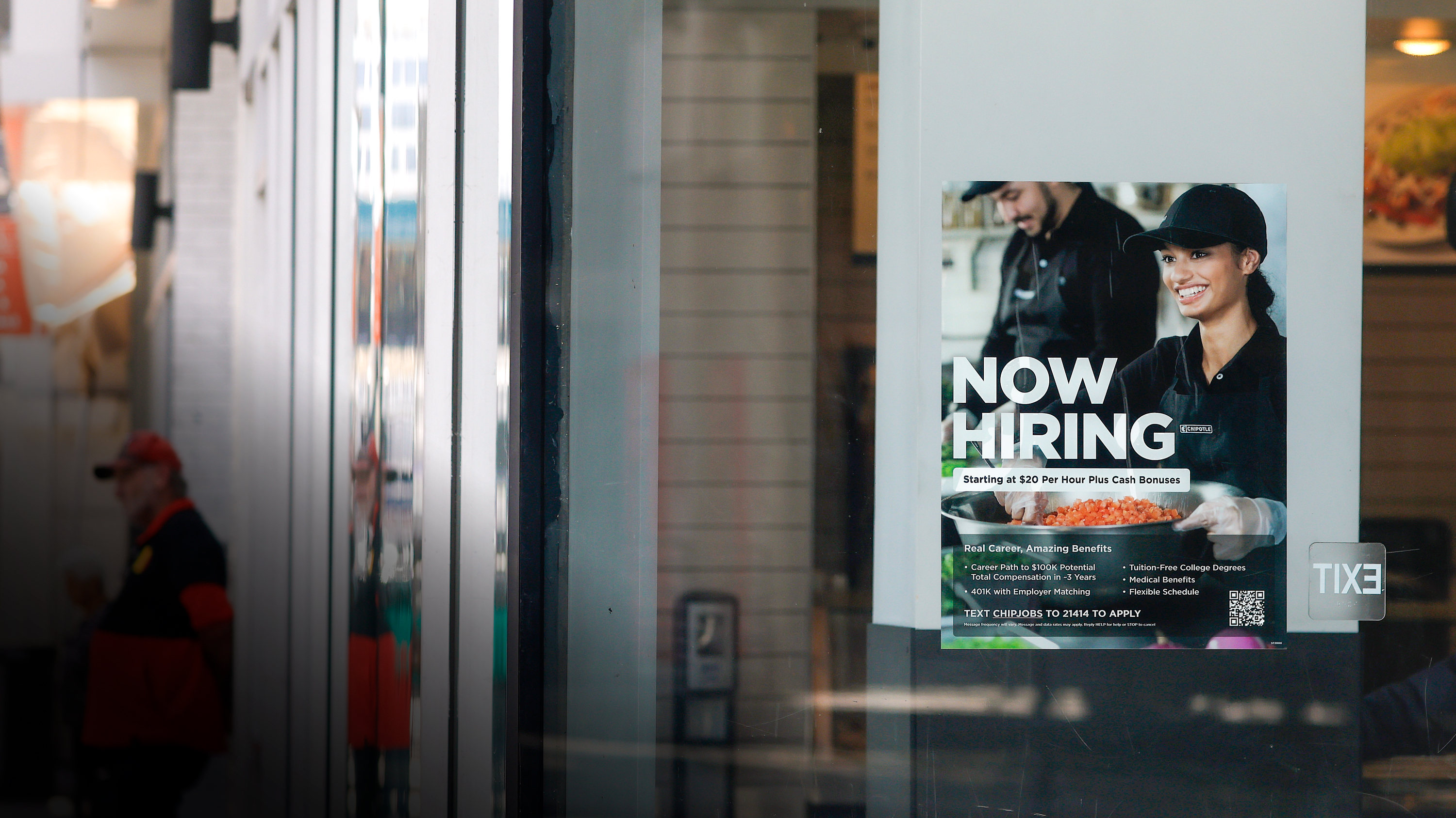 Why Teens Are Struggling to Find Summer Jobs