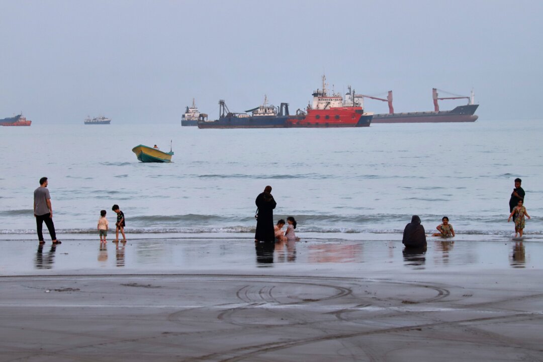 Canada Sanctions Five Iranian Officials Over Blockade of Strait of Hormuz