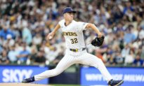 Fireballers Make Their Cases for Cy Young Award as Season Enters Final Stretch