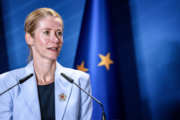 EU Plans Expansion of Sanctions Against Russia, Says Foreign Chief