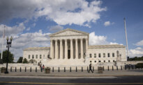 Supreme Court Chief Justice Removes Block on White House Ballroom Construction