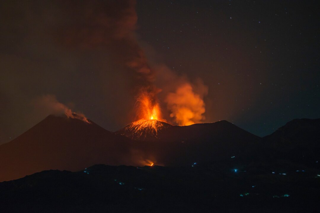 US Tourist Dies After Being Struck by Lightning While Hiking Sicily’s Mount Etna