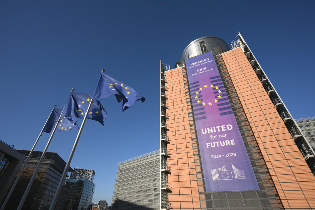 Conrad Black: Europe Is at a Double Crossroads