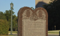 Battle Over Ten Commandments Arrives at Supreme Court