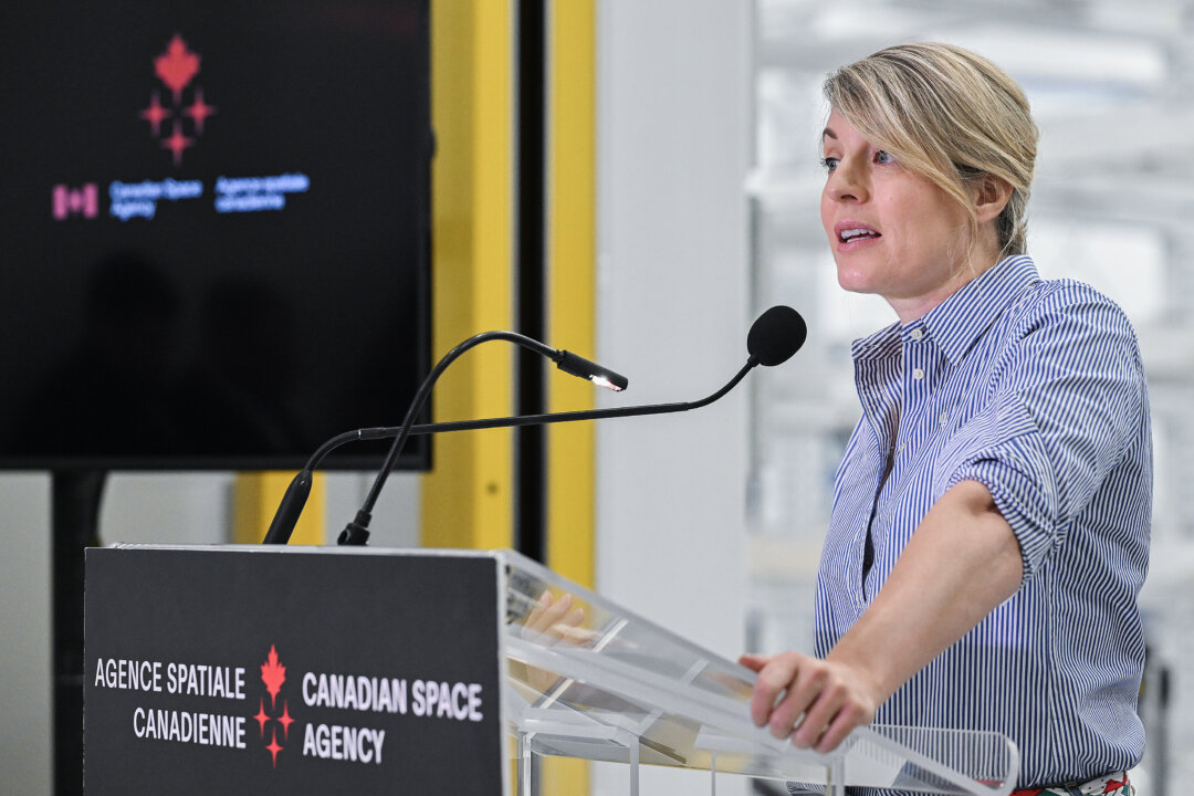 Ottawa Blocks Executive Appointment at Chinese-Owned Laser Company in Quebec on Security Grounds