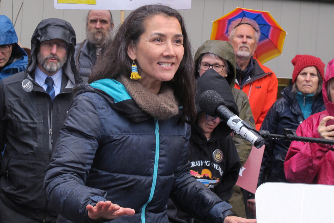 Republican Champion Sullivan Secures Spot in November Showdown for Alaska Senate Seat