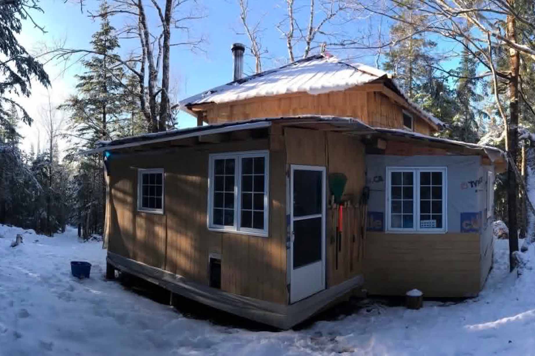 243-off-grid-99-456789798